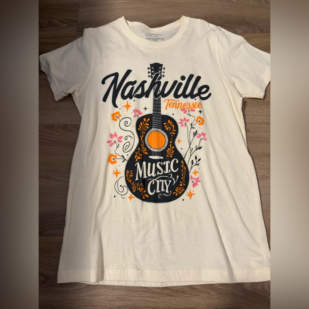 Nashville Music City Oversized Tee